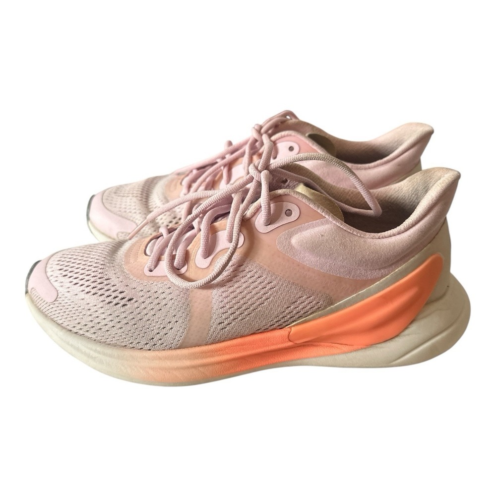Lululemon Blissfeel Sneaker Women's Size 7.5 Pink Mesh Lace Up Running Shoes